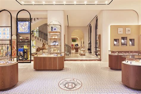 hermes milano permanente|hermes italia website.